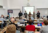 Appl�cate forma a m�s de un centenar de mayores de Cartagena en competencias digitales