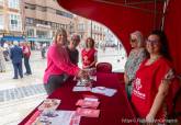 Mesa petitoria con la que el Ayuntamiento colabora con la Cuestaci�n de C�ritas por el Corpus Christi
