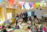 La alcaldesa visita el CEIP Vicente Medina. Junio, 2026.